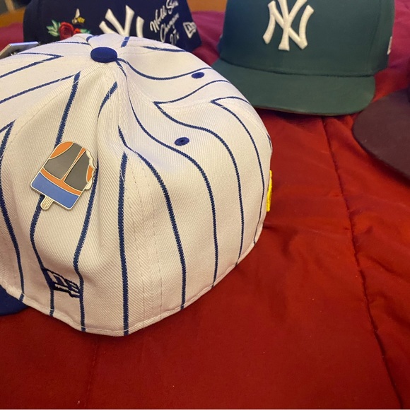 Lot of New era fitted hats - Picture 8 of 12